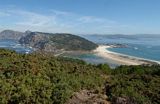 Isla Cien, links zee, rechts de ria
