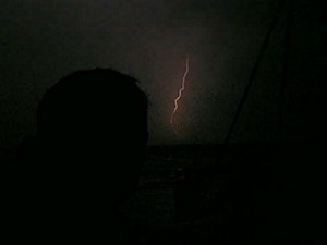 Als je snel met je muis over deze foto gaat krijg je een beetje het effect wat we deze nacht hadden