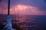 na het onweer komt de zon op bij de Scilly eilanden