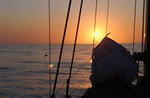 vlak boven de golven voorlangs scheren
